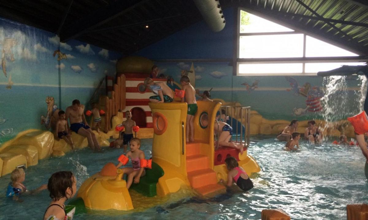 Chalet Kajuit 418 Op 5 Sterren Camping Bergumermeer Otel Suameer Dış mekan fotoğraf